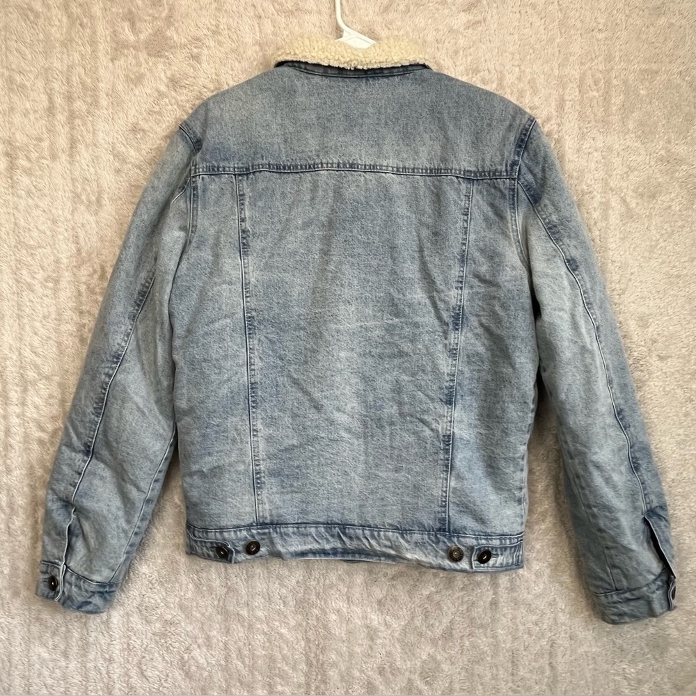 Guess Fleece Lined Denim Trucker Jacket Sz M Jeans Boho Light Wash Unisex - Picture 12 of 16